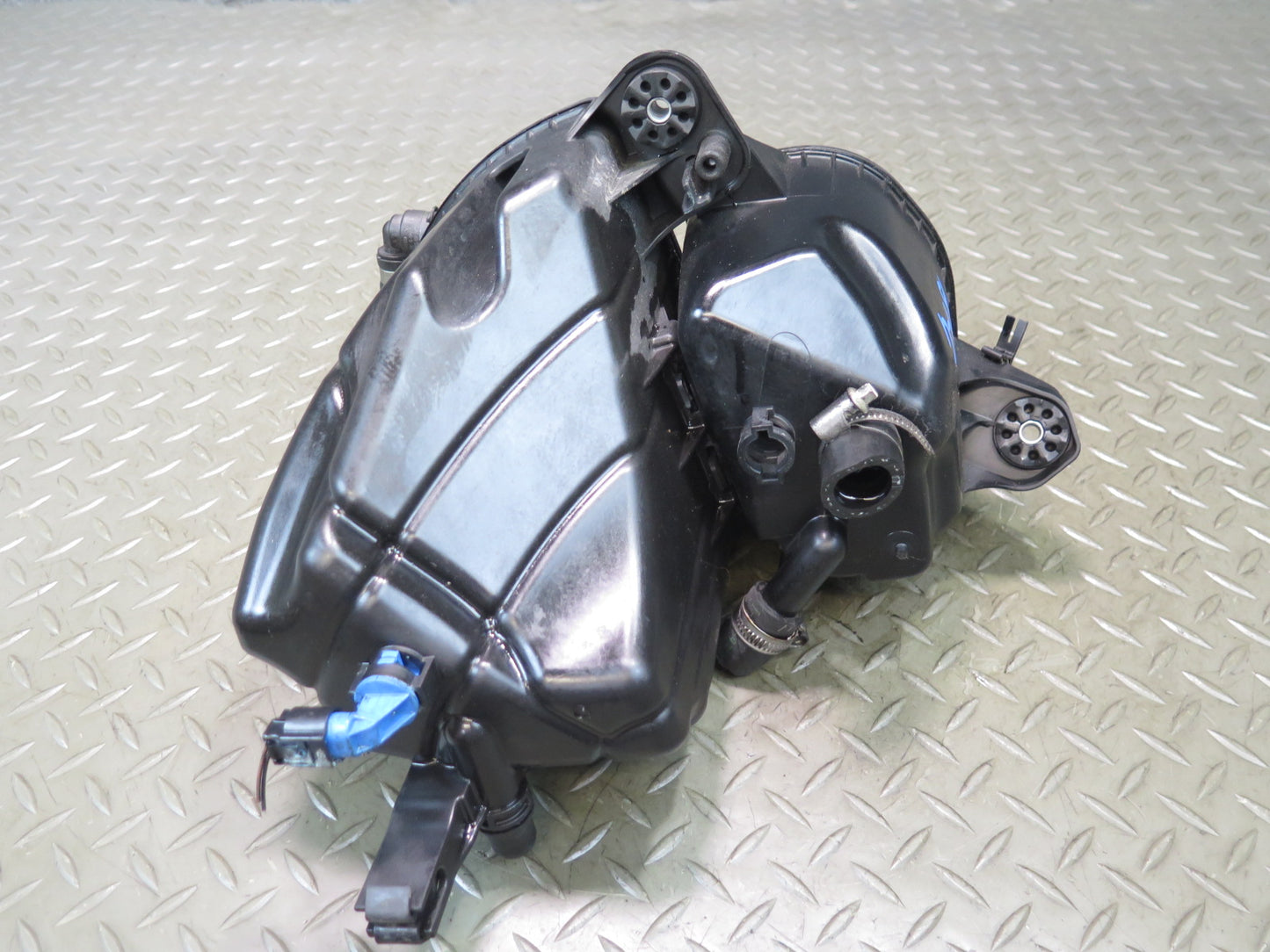 11-16 BMW F07 F10 550iX N63 Engine Coolant Expansion Overflow Reservoir Tank OEM