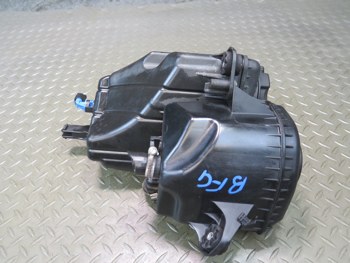 11-16 BMW F07 F10 550iX N63 Engine Coolant Expansion Overflow Reservoir Tank OEM