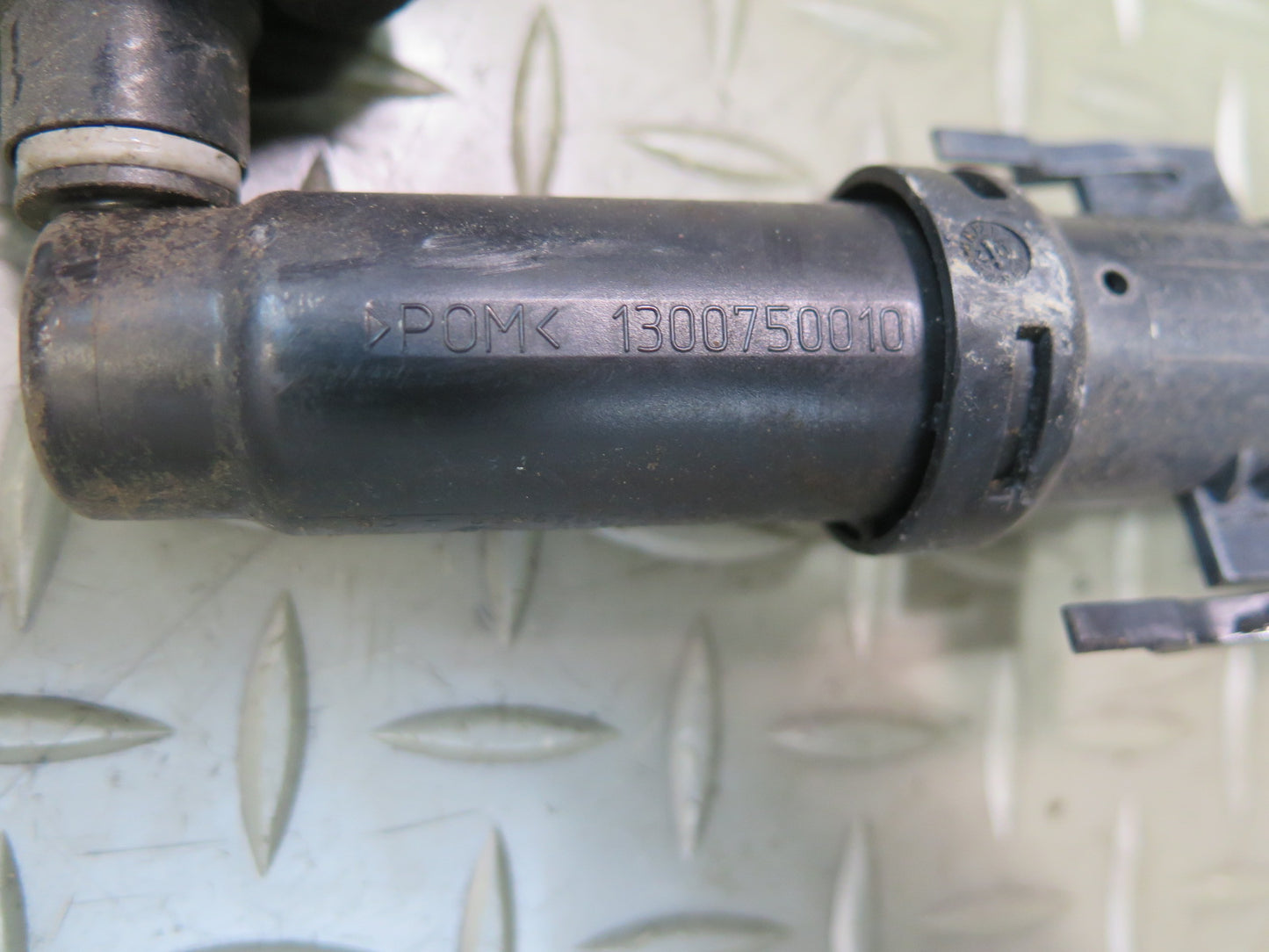11-16 BMW F10 550iX Headlight Washer Nozzle Spray JET Hose Set OEM