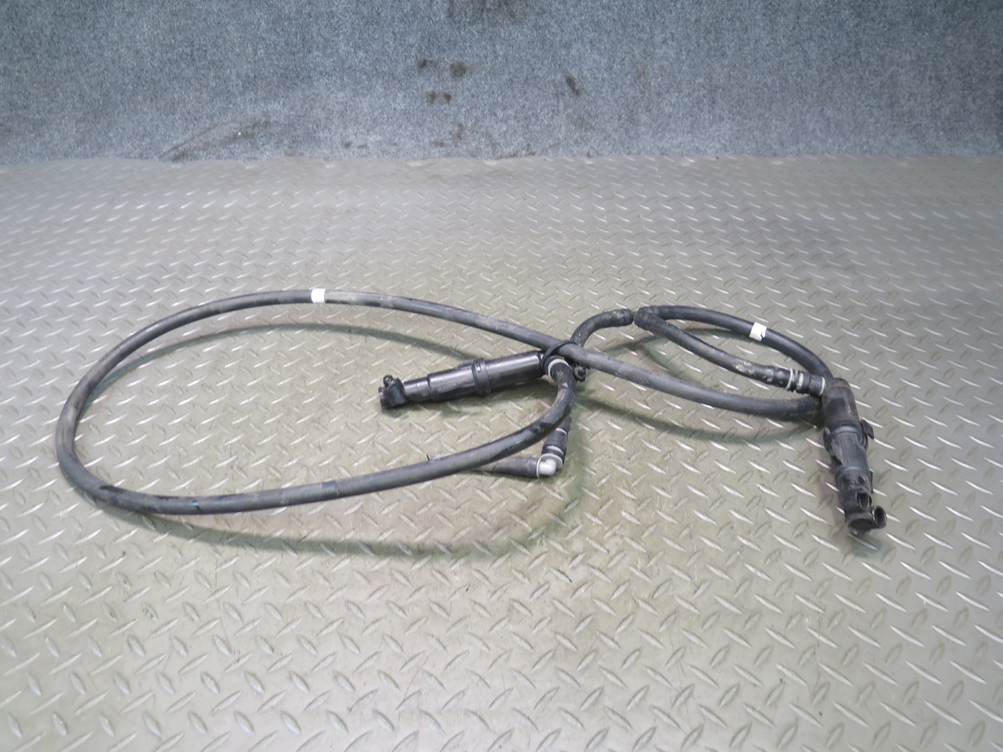 11-16 BMW F10 550iX Headlight Washer Nozzle Spray JET Hose Set OEM