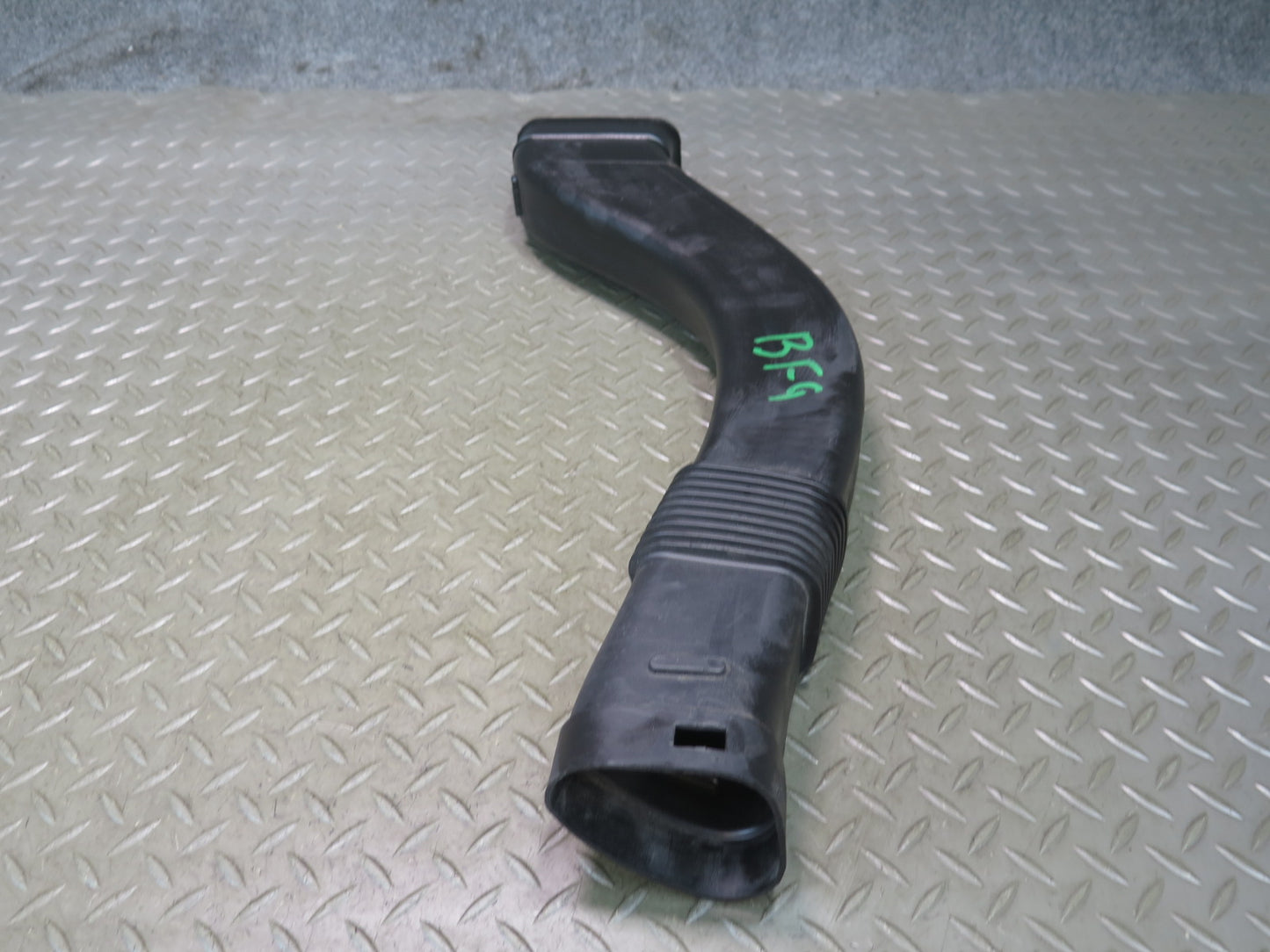 11-13 BMW F10 550iX N63 Set of 2 Left & Right Air Intake Duct Tube Channel OEM