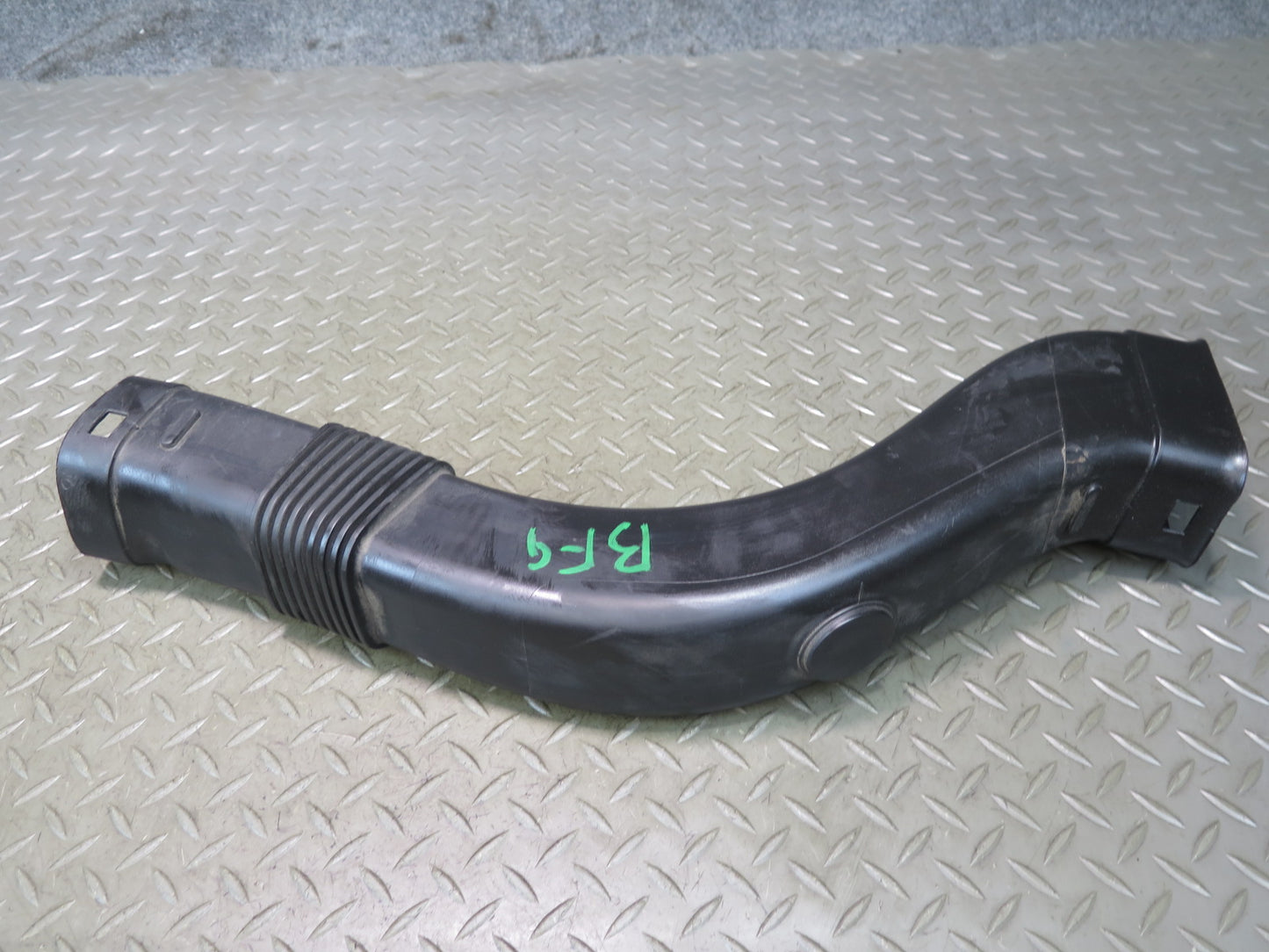 11-13 BMW F10 550iX N63 Set of 2 Left & Right Air Intake Duct Tube Channel OEM