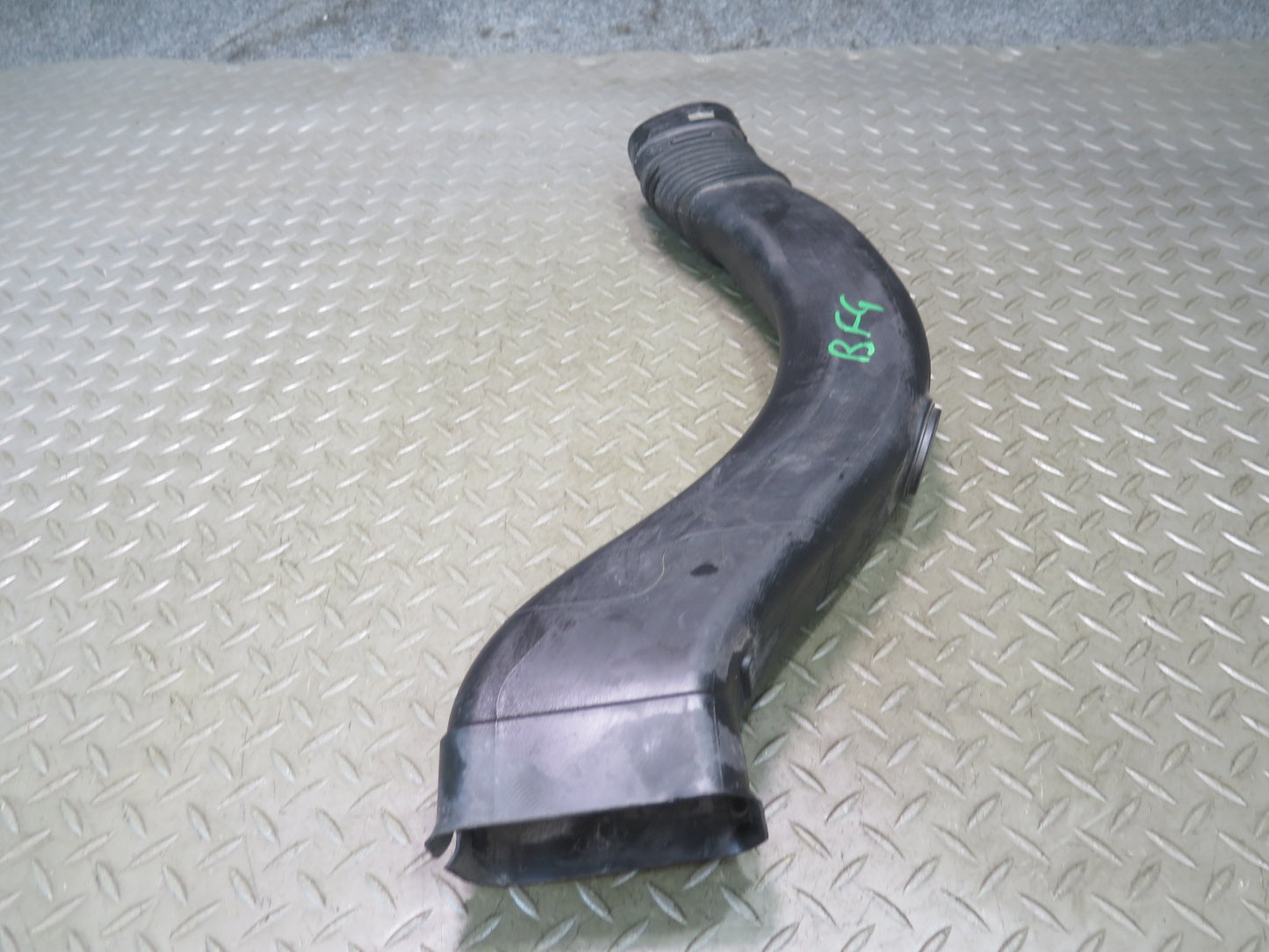 11-13 BMW F10 550iX N63 Set of 2 Left & Right Air Intake Duct Tube Channel OEM