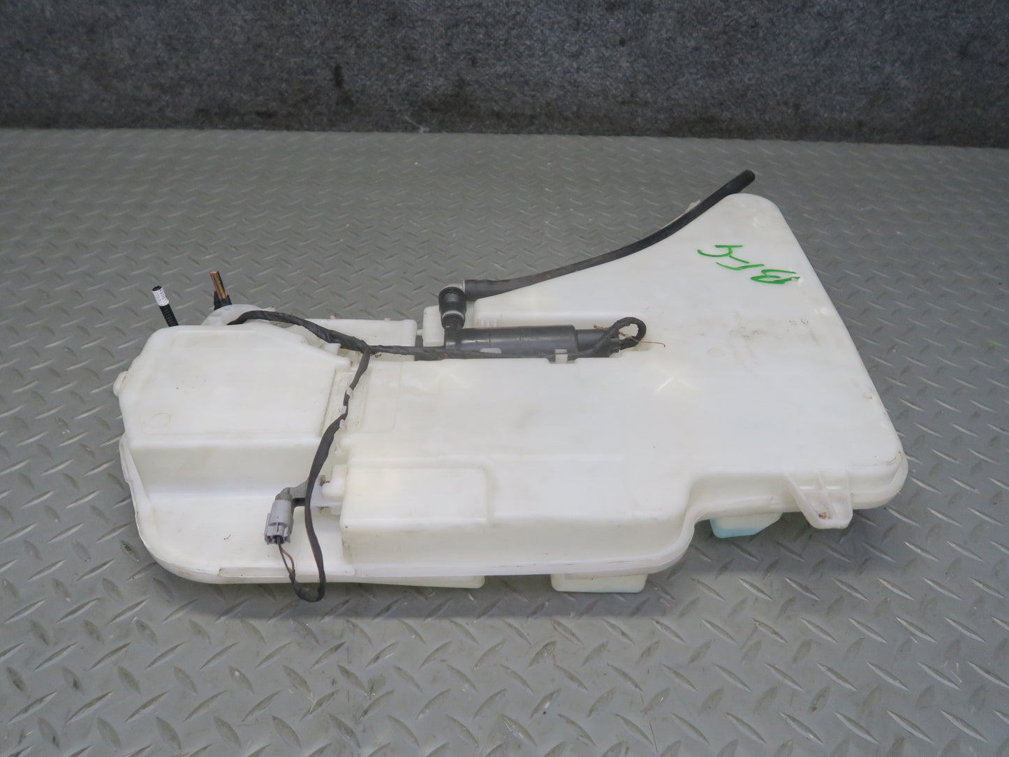 11-16 BMW F10 550iX Windshield Washer Fluid Reservoir Tank w Neck & Pump OEM