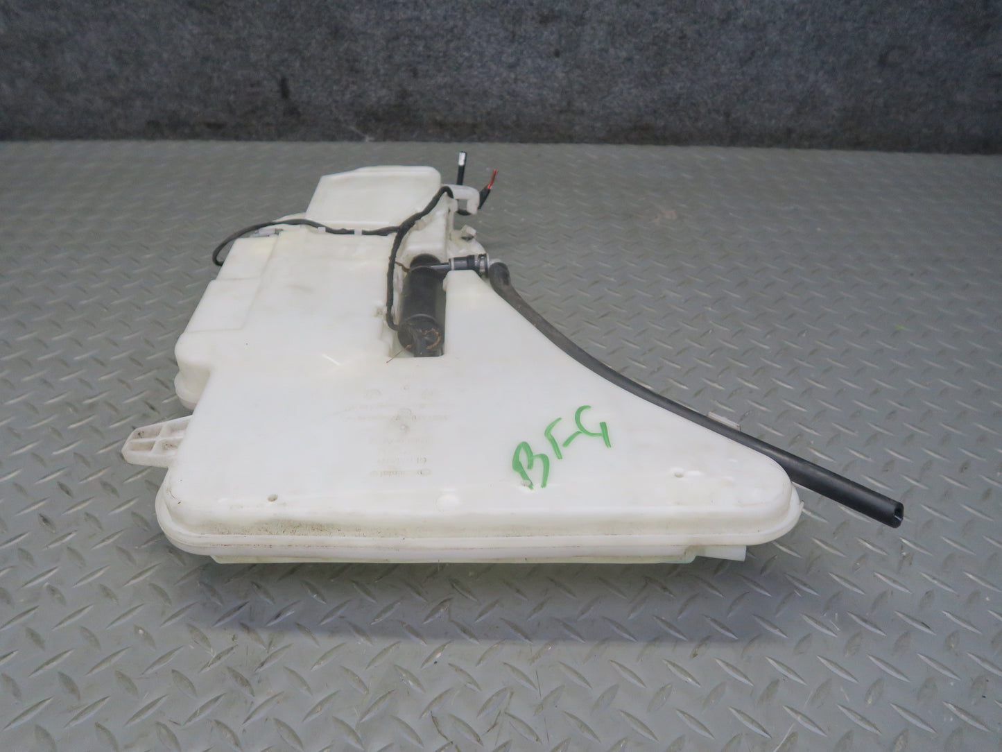 11-16 BMW F10 550iX Windshield Washer Fluid Reservoir Tank w Neck & Pump OEM