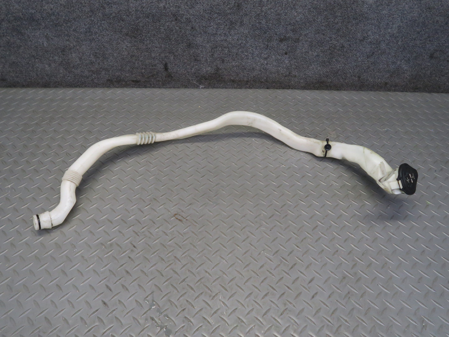 11-16 BMW F10 550iX Windshield Washer Fluid Reservoir Tank w Neck & Pump OEM