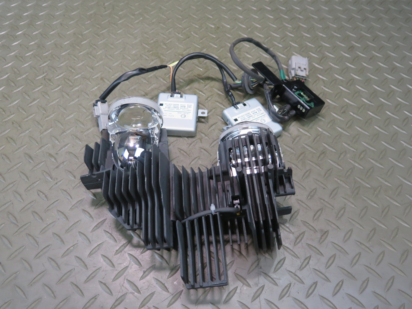 15-18 Lexus GSC16L RC300 Front Left Headlight Lens w Control Unit Set OEM