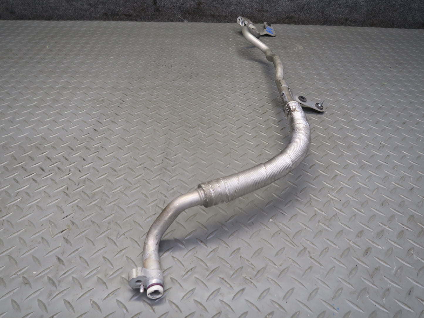 11-13 BMW F10 550i  550iX N63 Set of 2 A/C Air Condition Hose Pipe Line OEM