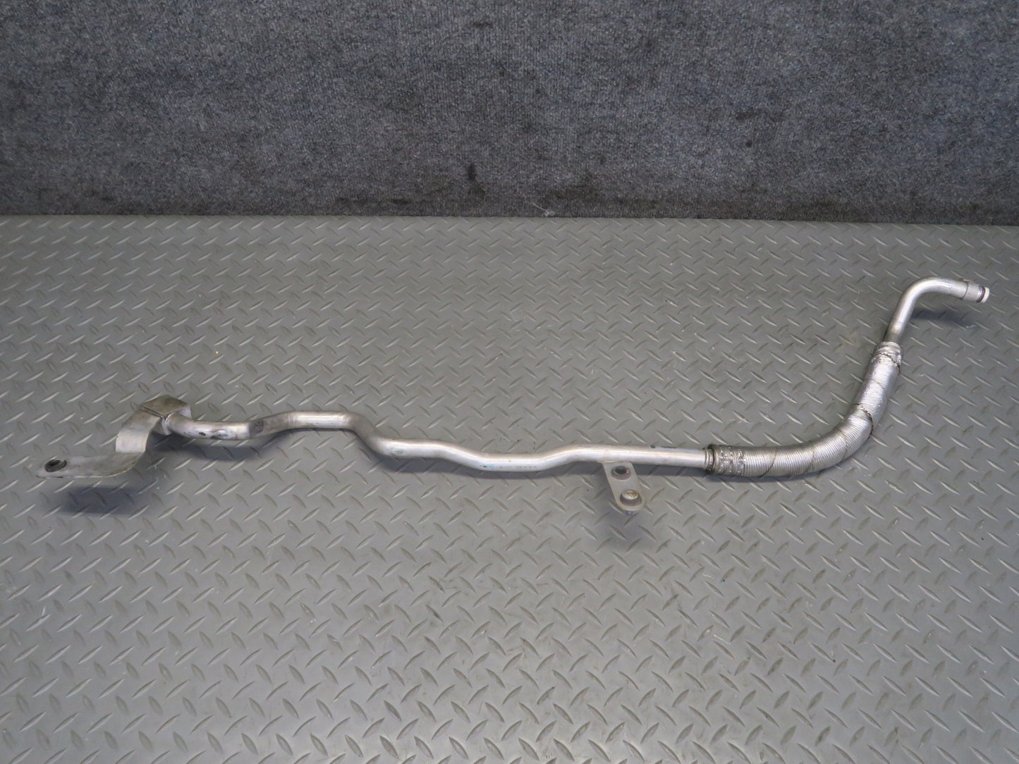 11-13 BMW F10 550i  550iX N63 Set of 2 A/C Air Condition Hose Pipe Line OEM