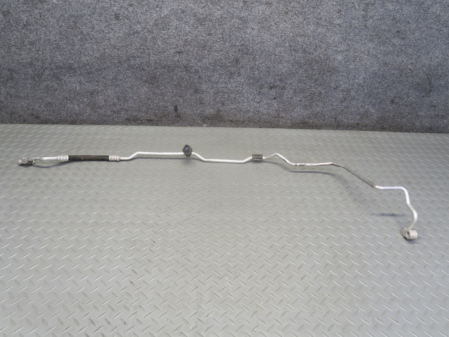 11-13 BMW F10 550i  550iX N63 Set of 2 A/C Air Condition Hose Pipe Line OEM