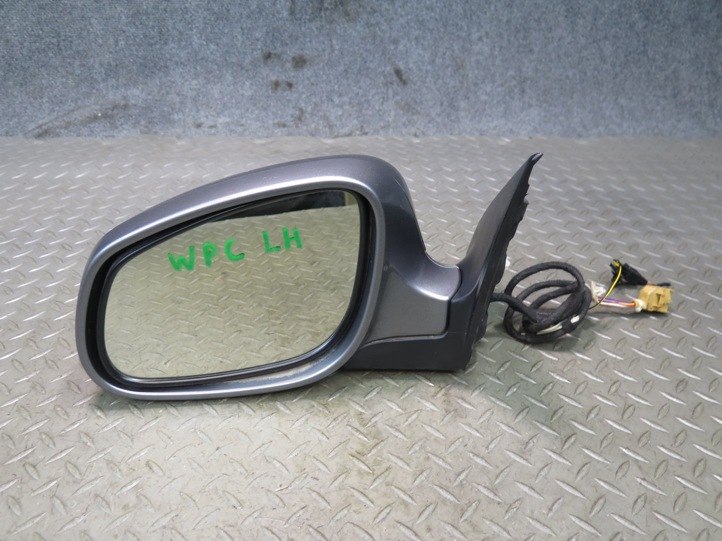 2003-2006 Porsche Cayenne 955 Left Exterior Side View Heated Mirror
