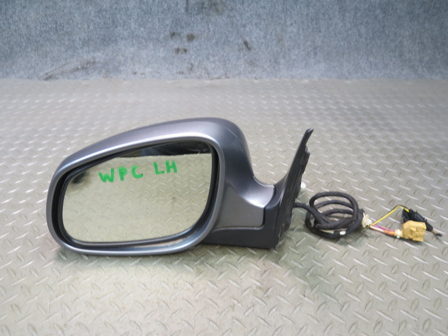 2003-2006 Porsche Cayenne 955 Left Exterior Side View Heated Mirror