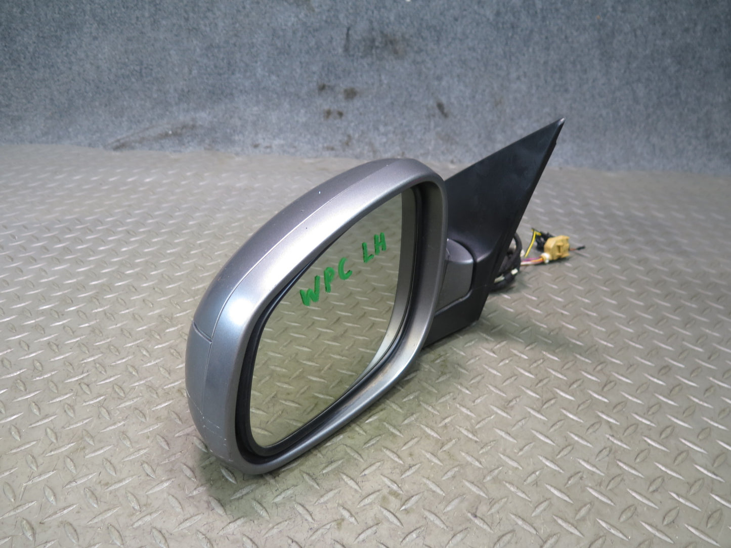 2003-2006 Porsche Cayenne 955 Left Exterior Side View Heated Mirror