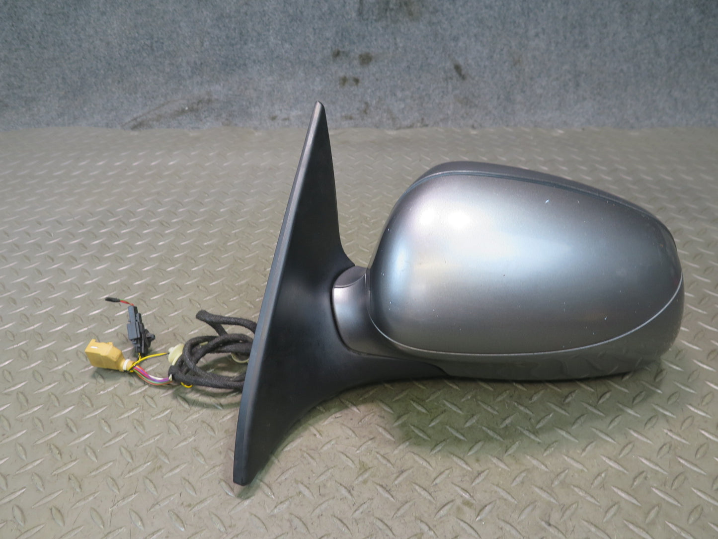 2003-2006 Porsche Cayenne 955 Left Exterior Side View Heated Mirror