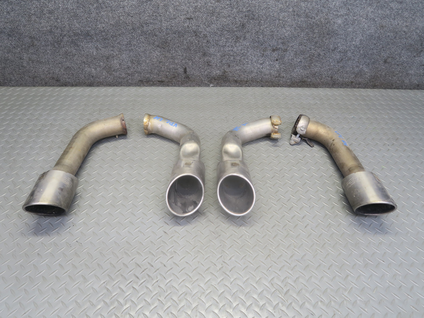 2015-2018 Porsche Cayenne 958 Rear Exhaust Dual Muffler Tip Pipe Set of 4