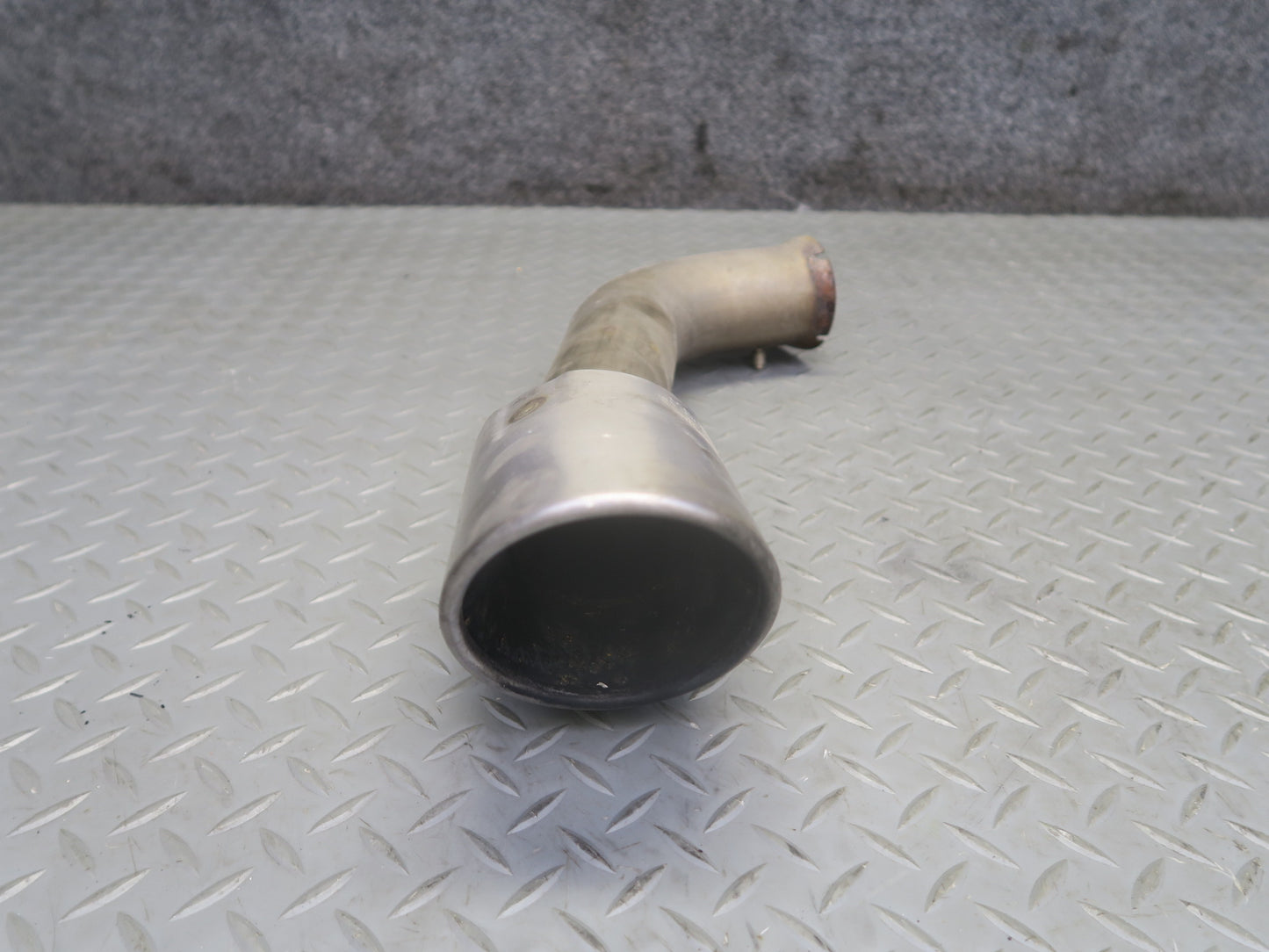 2015-2018 Porsche Cayenne 958 Rear Exhaust Dual Muffler Tip Pipe Set of 4