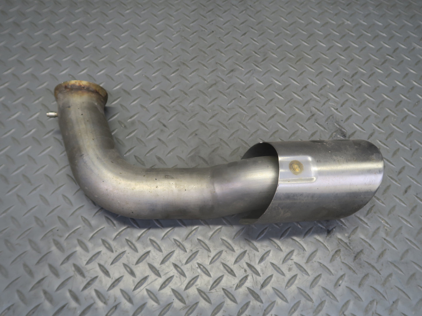 2015-2018 Porsche Cayenne 958 Rear Exhaust Dual Muffler Tip Pipe Set of 4