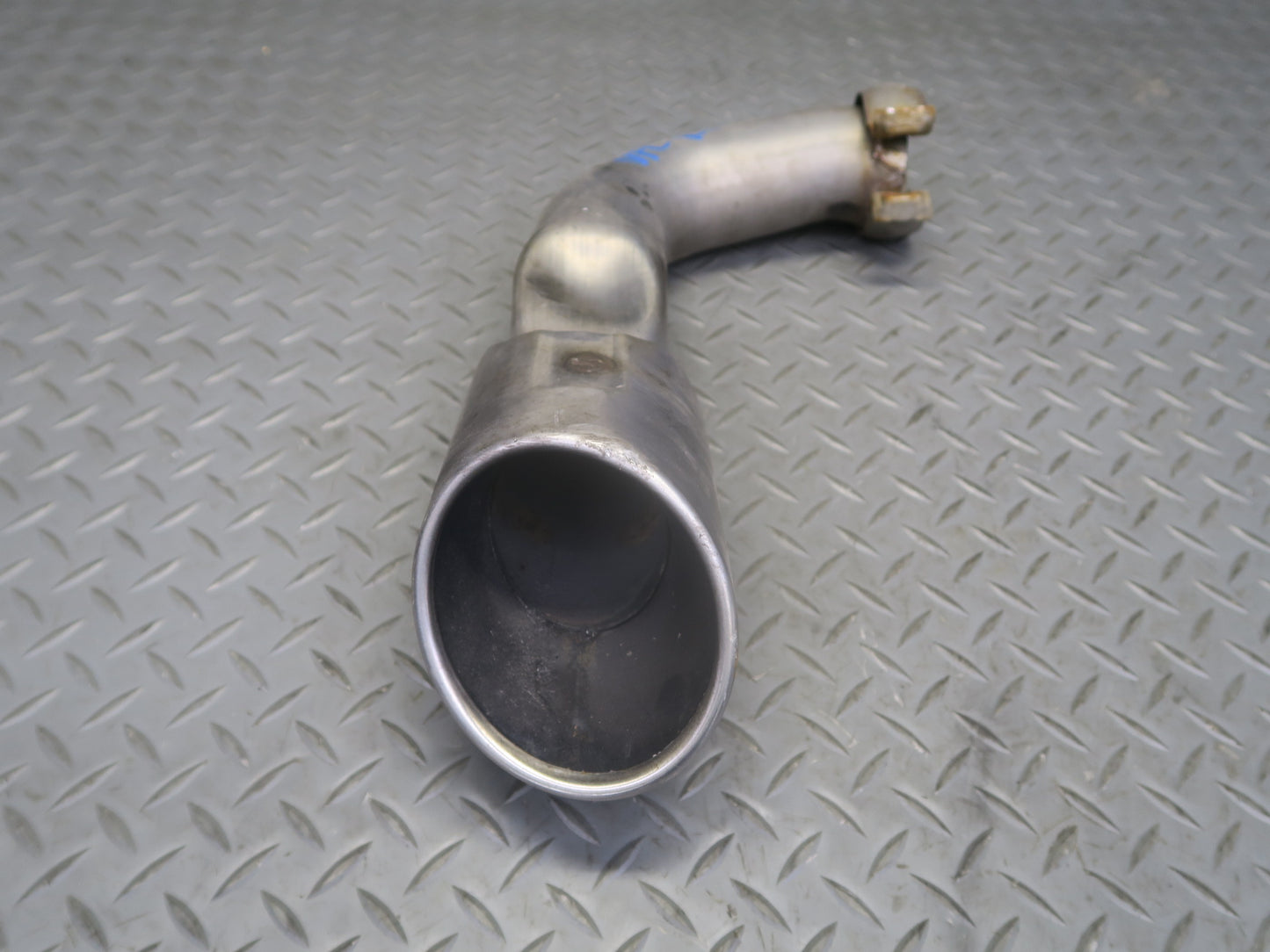 2015-2018 Porsche Cayenne 958 Rear Exhaust Dual Muffler Tip Pipe Set of 4