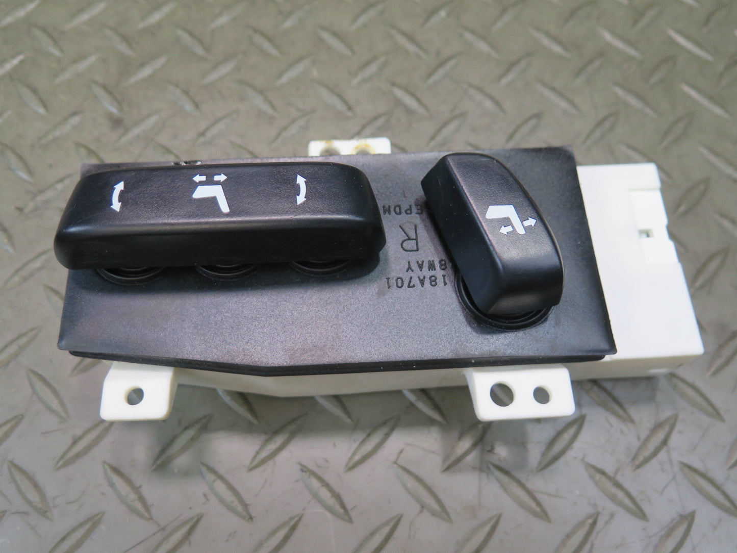 15-17 Lexus GSC16L RC300 RC350 Front Right Seat Adjustment Control Switch OEM