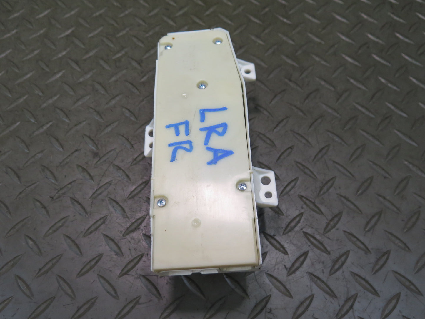 15-17 Lexus GSC16L RC300 RC350 Front Right Seat Adjustment Control Switch OEM