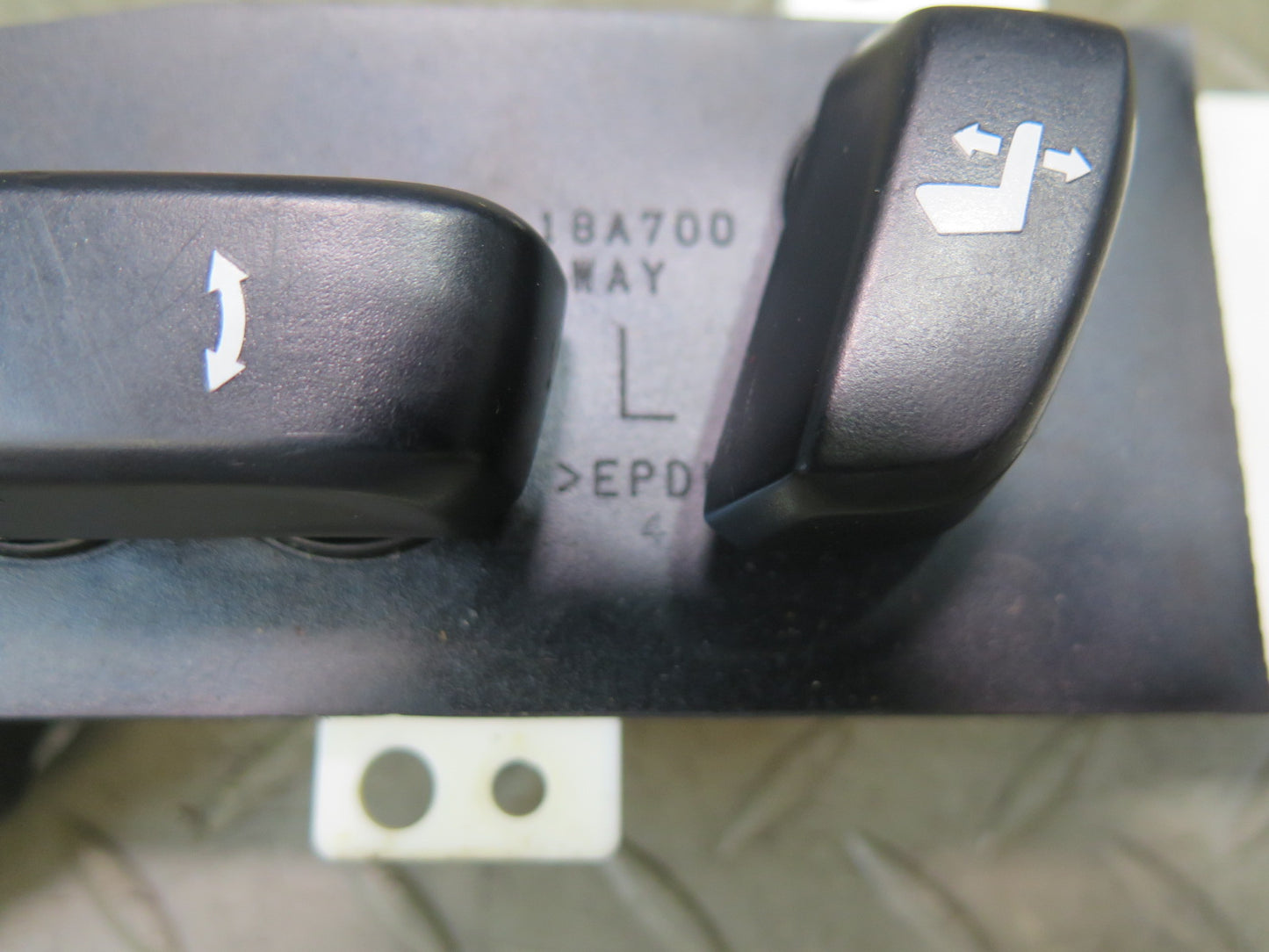 15-17 Lexus GSC16L RC300 RC350 Front Left Seat Adjustment Control Switch Set OEM