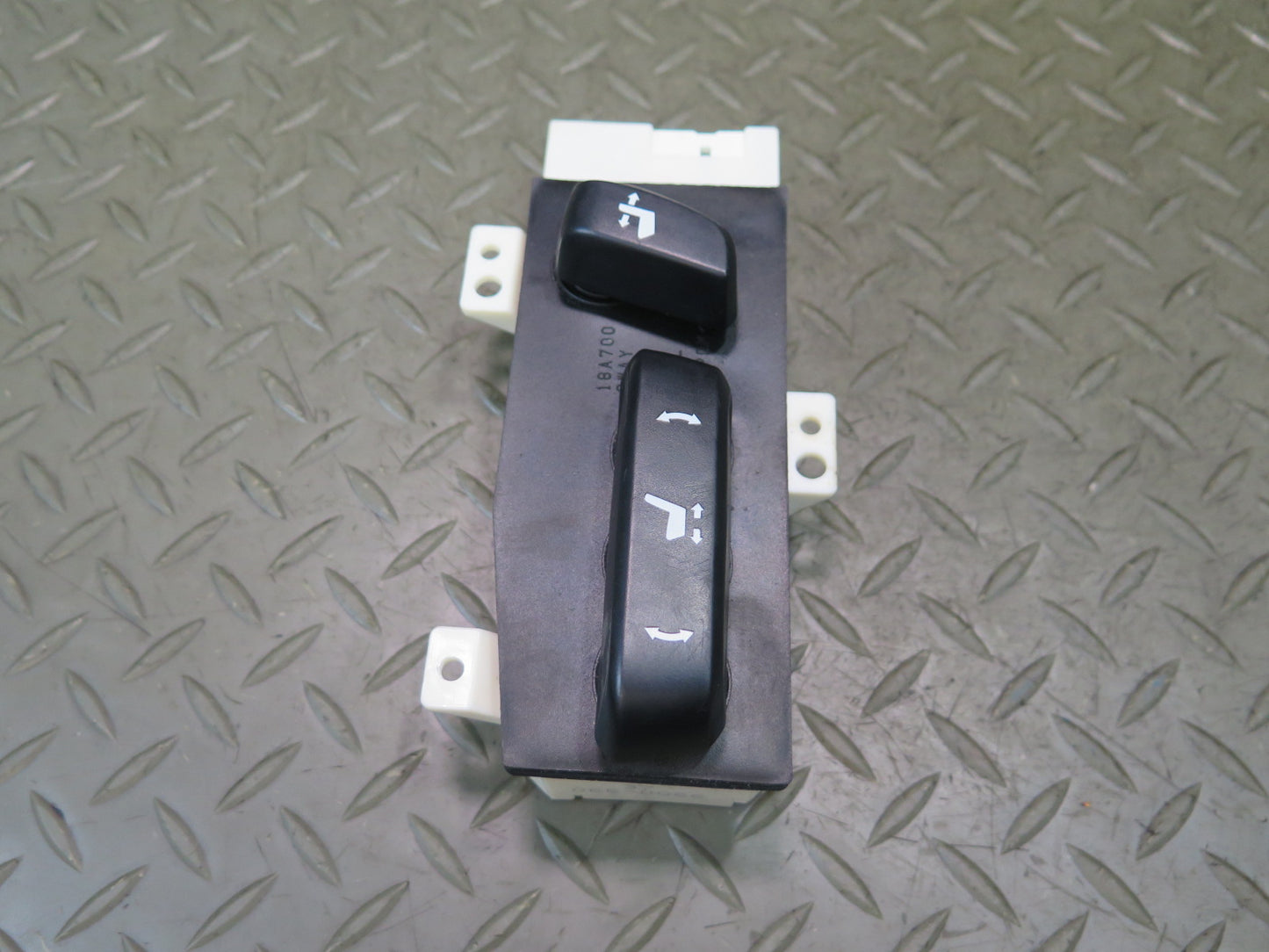 15-17 Lexus GSC16L RC300 RC350 Front Left Seat Adjustment Control Switch Set OEM