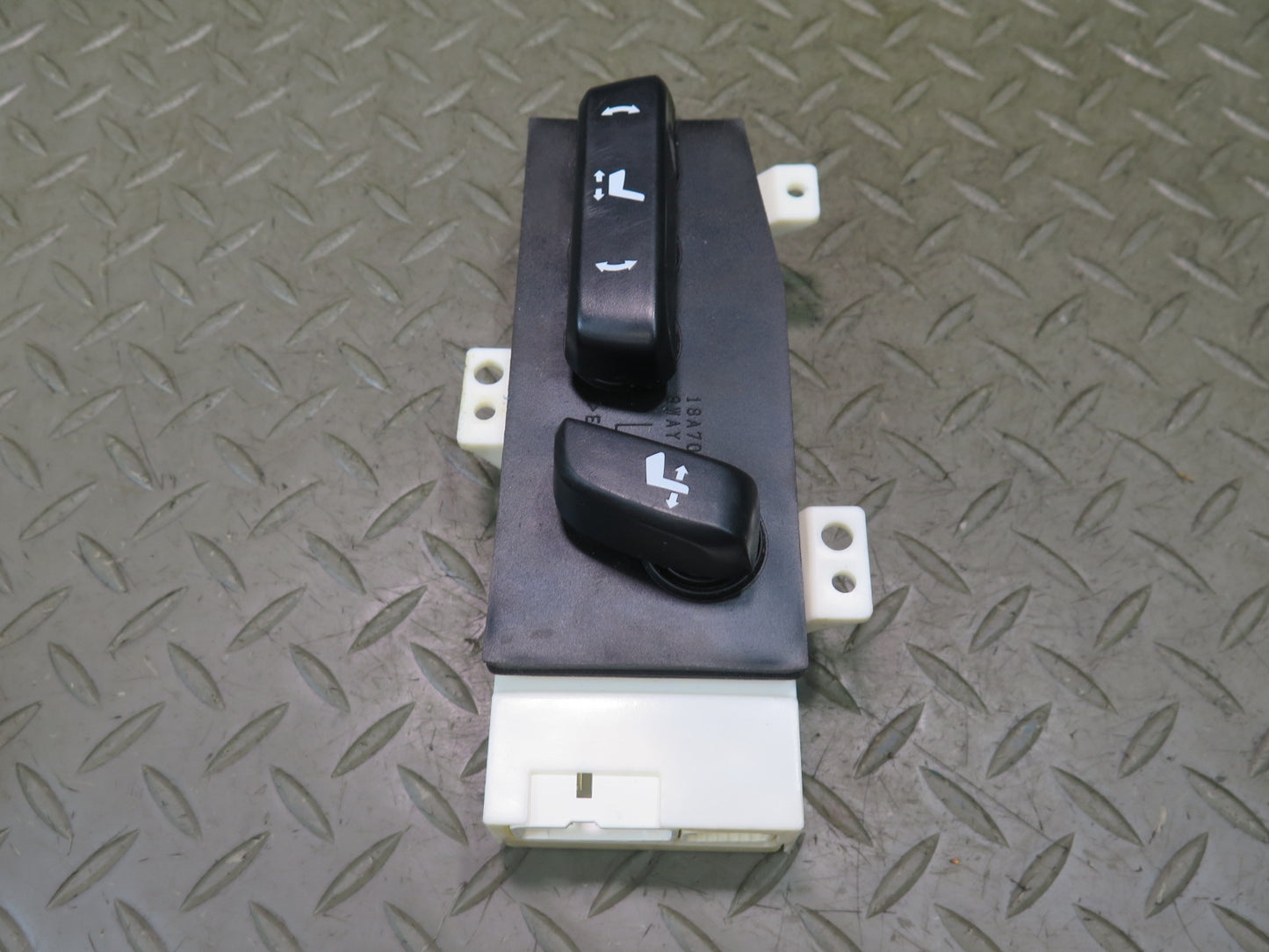 15-17 Lexus GSC16L RC300 RC350 Front Left Seat Adjustment Control Switch Set OEM