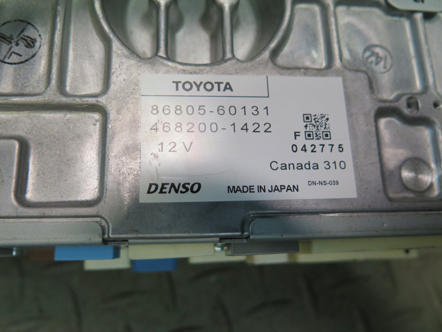 2010 Lexus IS350 IS250 GPS Navigation Display Screen Head Unit 86431-53440 OEM