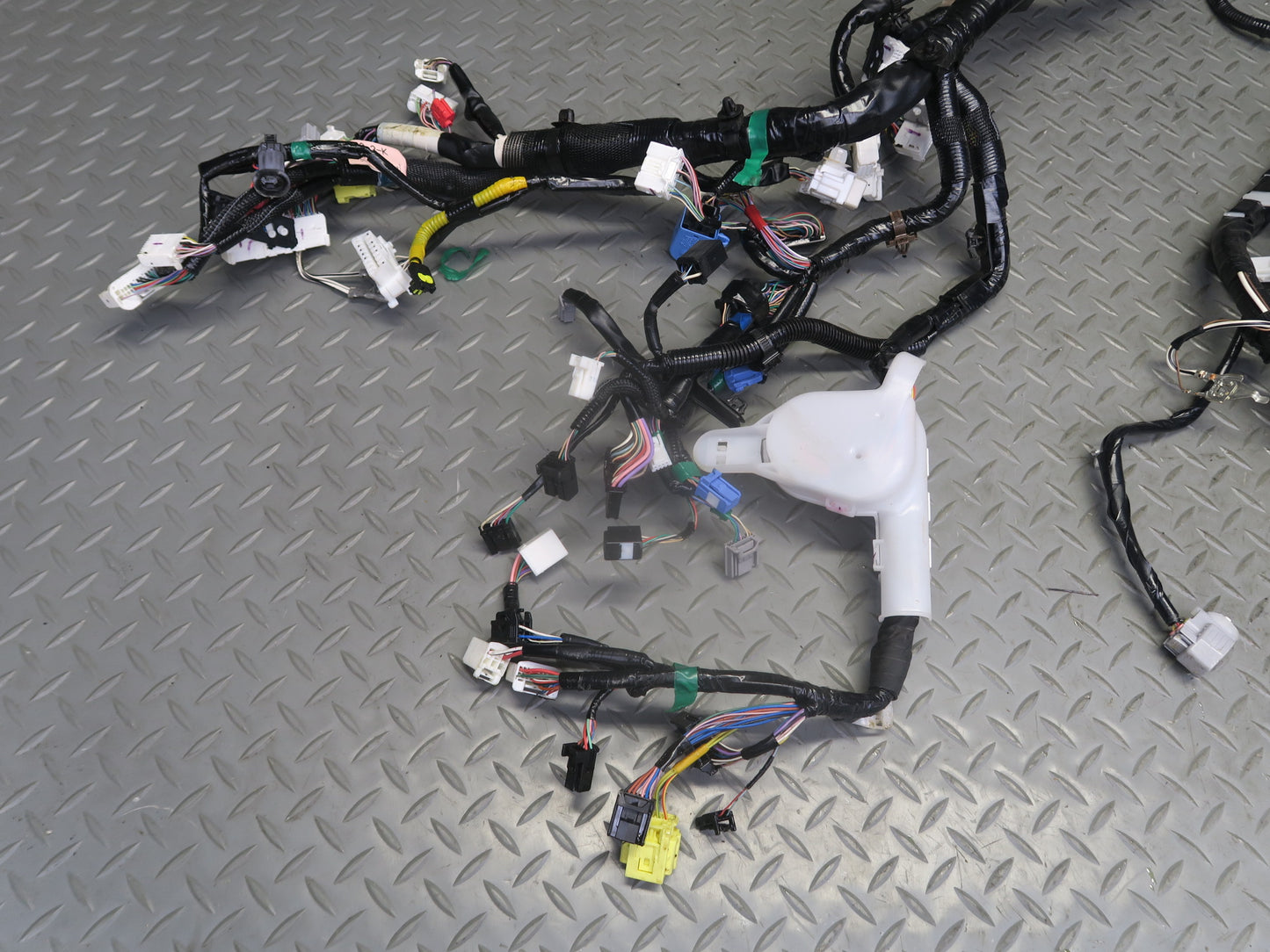 16-17 Lexus GSC16L RC300 RC350 Instrument Panel Dash Wire Wiring Harness OEM