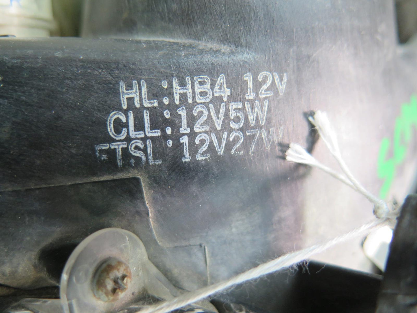 92-96 Lexus UZZ30L SC300 SC400 Front Left Outer Halogen Headlight Lamp OEM