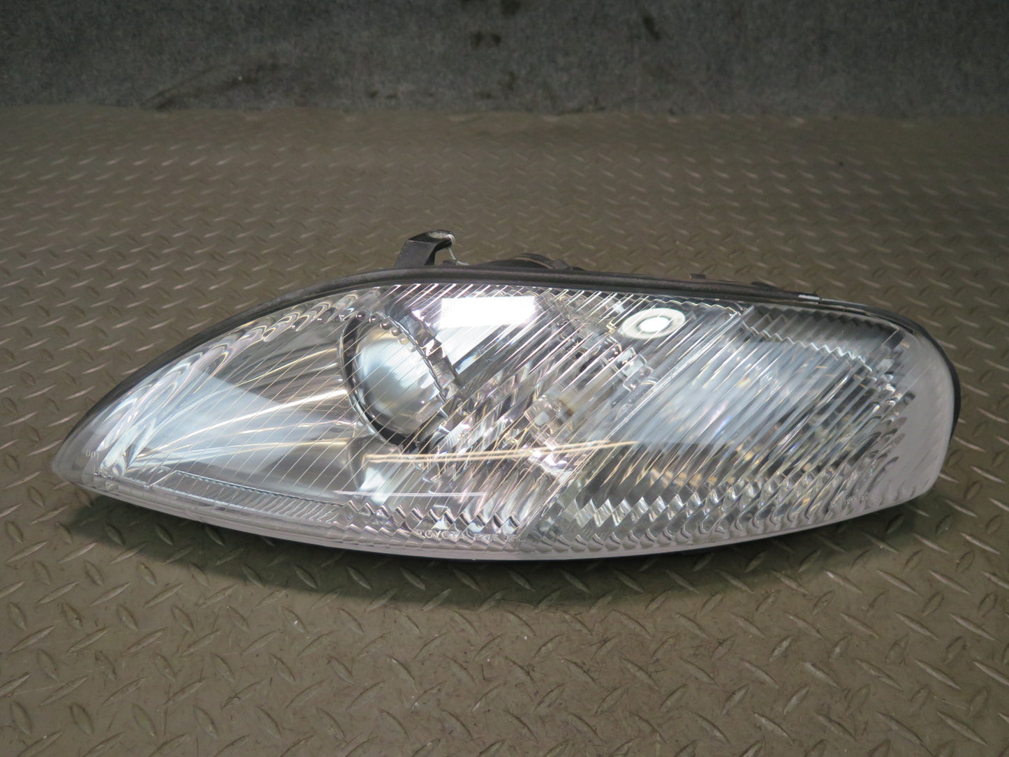 92-96 Lexus UZZ30L SC300 SC400 Front Left Outer Halogen Headlight Lamp OEM