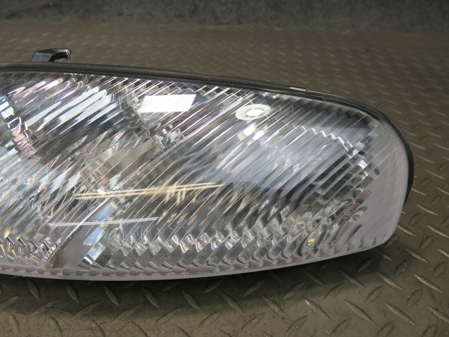 92-96 Lexus UZZ30L SC300 SC400 Front Left Outer Halogen Headlight Lamp OEM