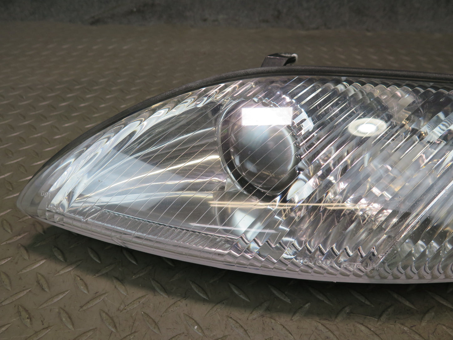 92-96 Lexus UZZ30L SC300 SC400 Front Left Outer Halogen Headlight Lamp OEM