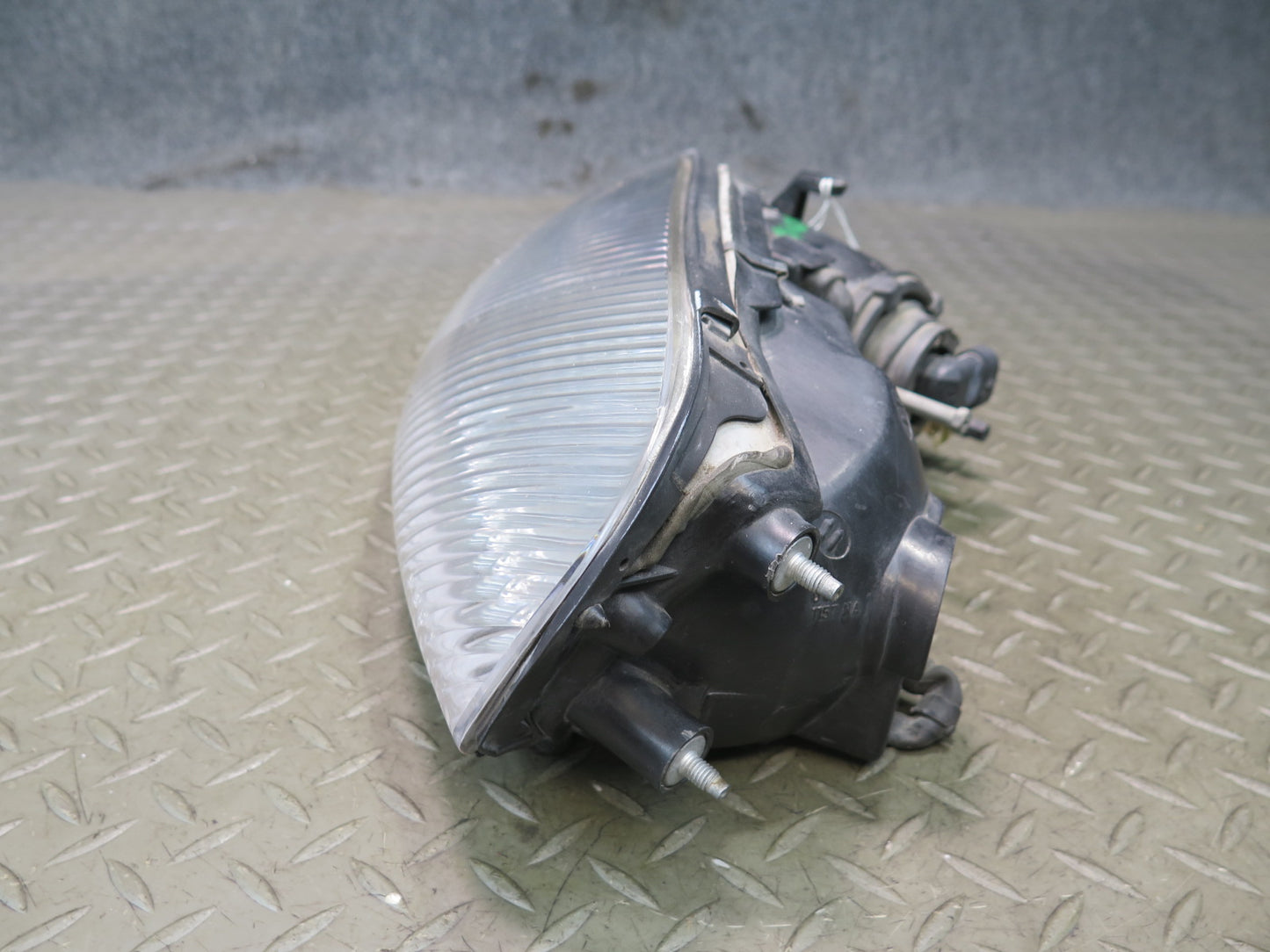 92-96 Lexus UZZ30L SC300 SC400 Front Left Outer Halogen Headlight Lamp OEM