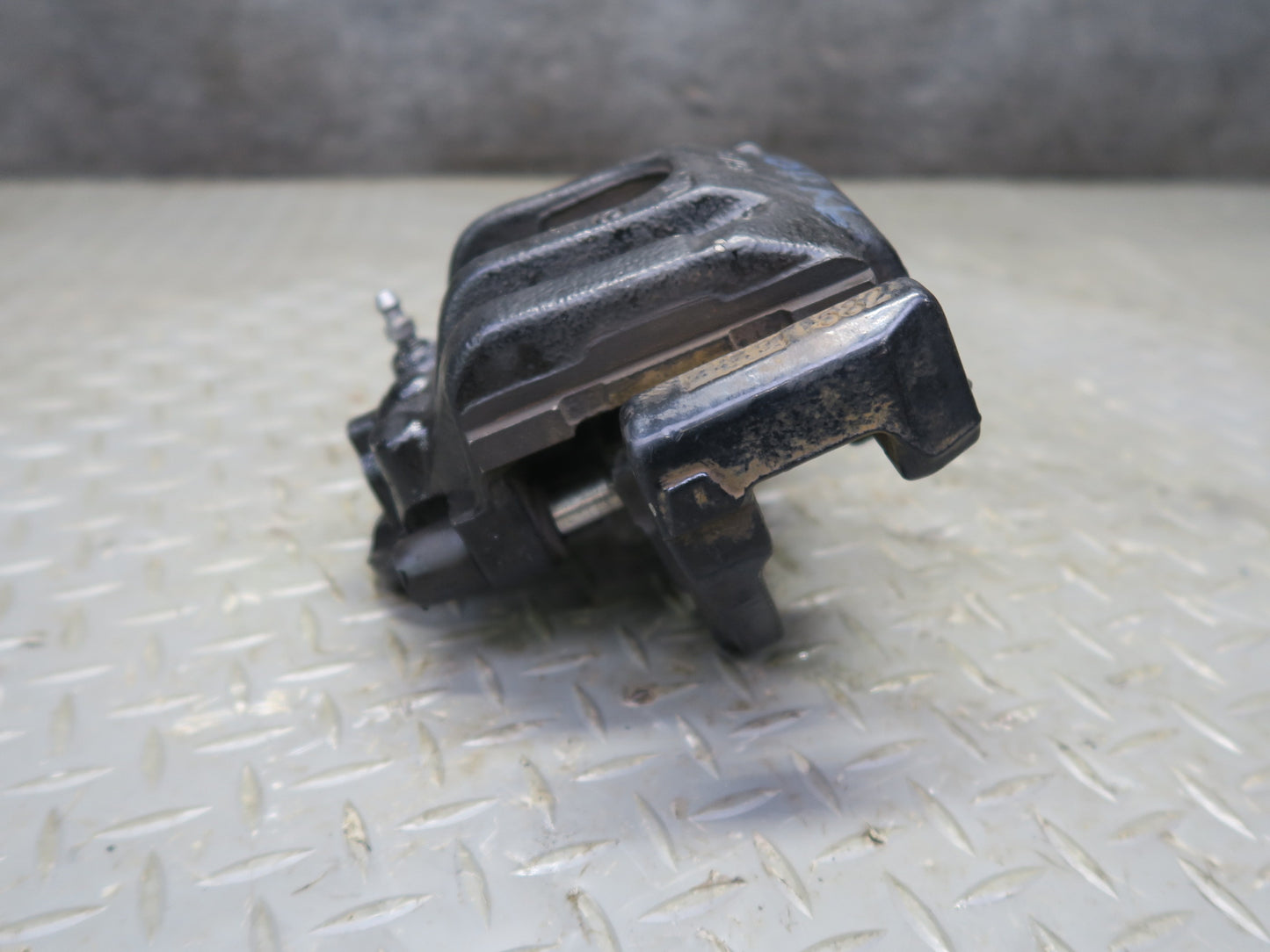2008-2013 BMW E90 E92 E93 M3 Rear Left & Right Side Brake Caliper Set of 2