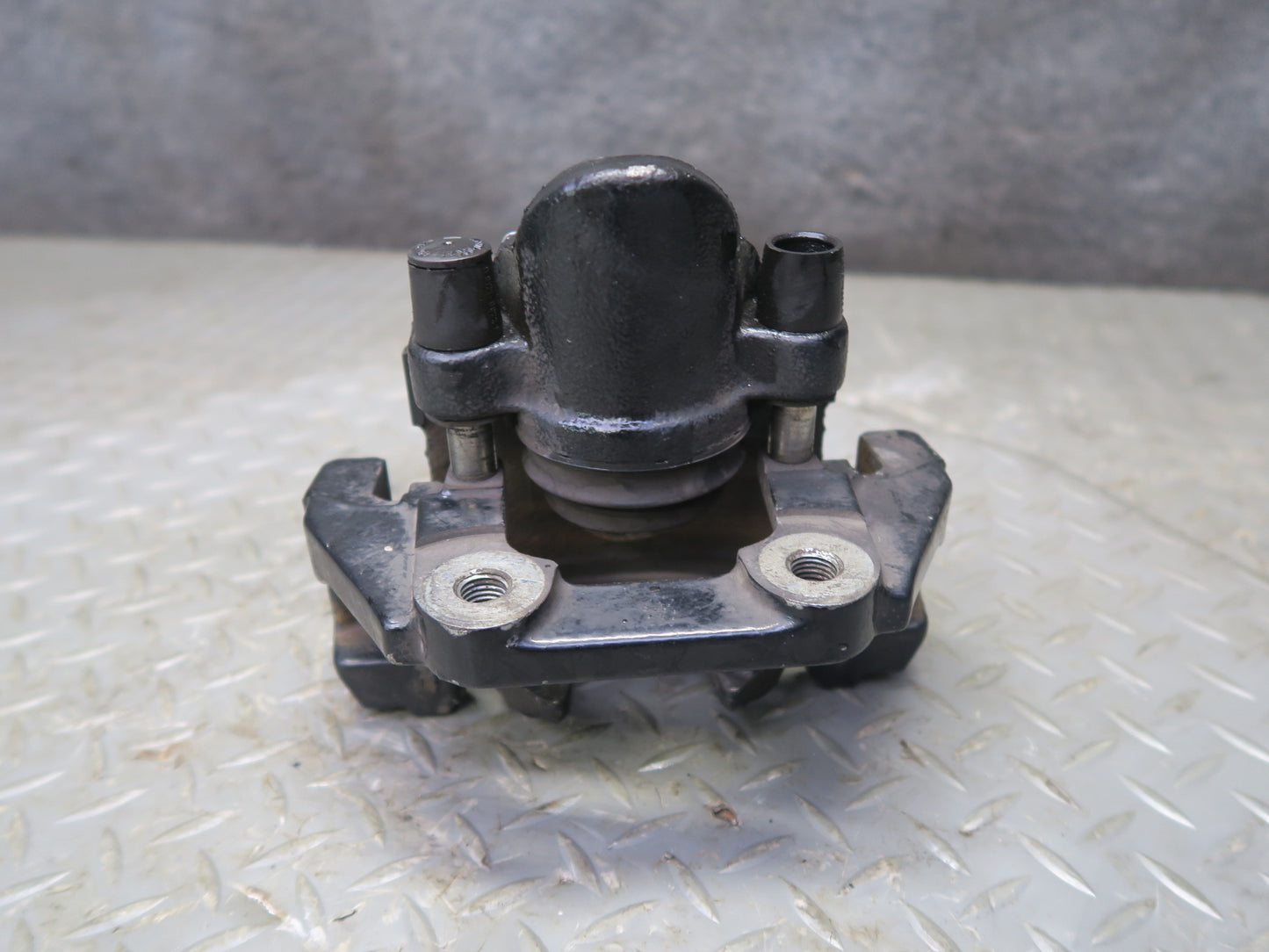 2008-2013 BMW E90 E92 E93 M3 Rear Left & Right Side Brake Caliper Set of 2