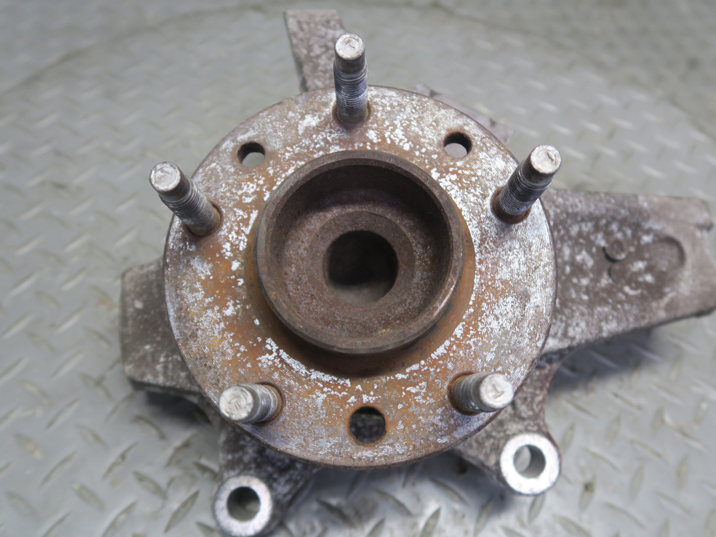 97-04 Chevrolet Corvette C5 Front Left Spindle Knuckle Wheel Hub Bearing OEM
