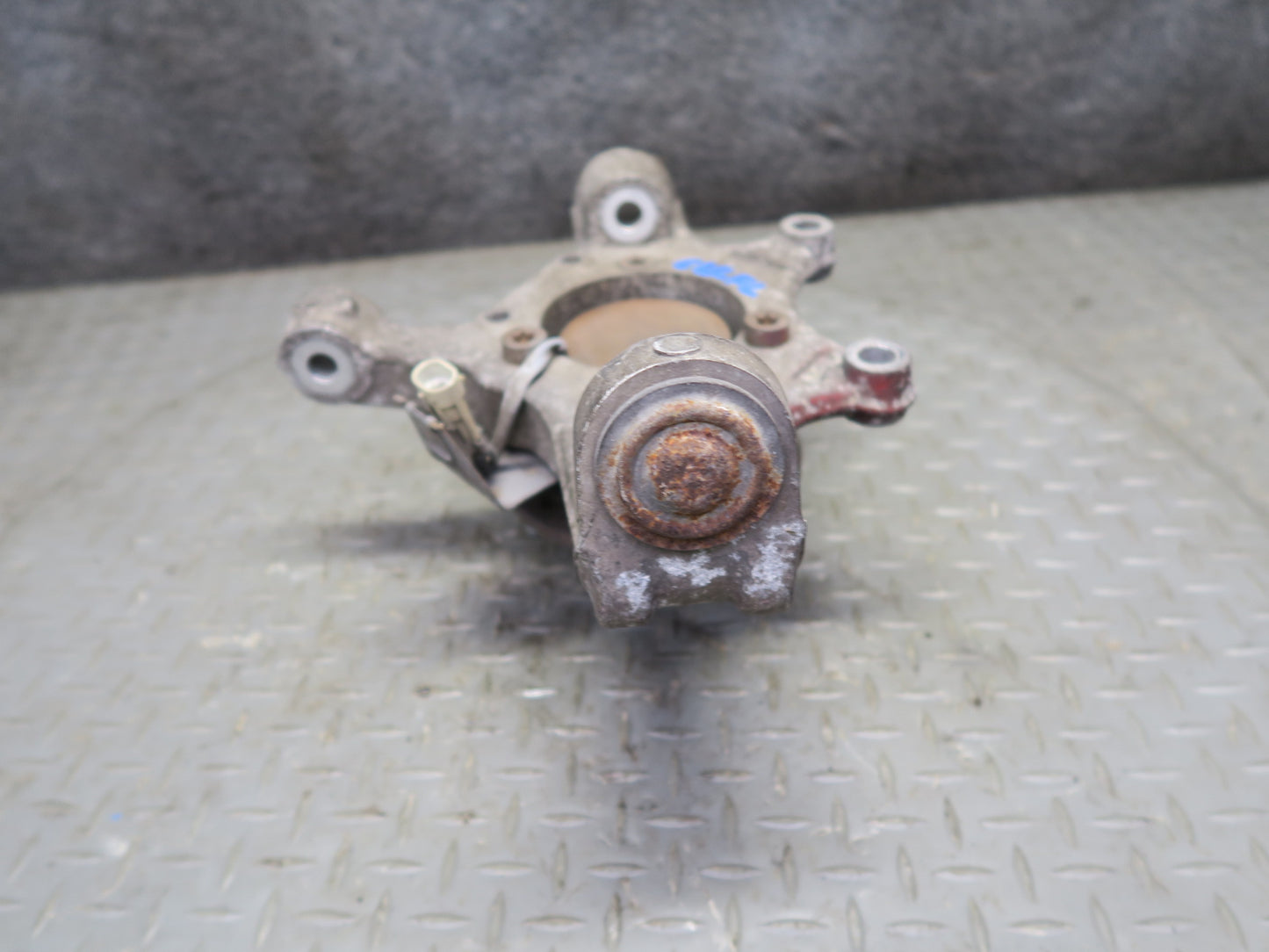 97-04 Chevrolet Corvette C5 Front Left Spindle Knuckle Wheel Hub Bearing OEM