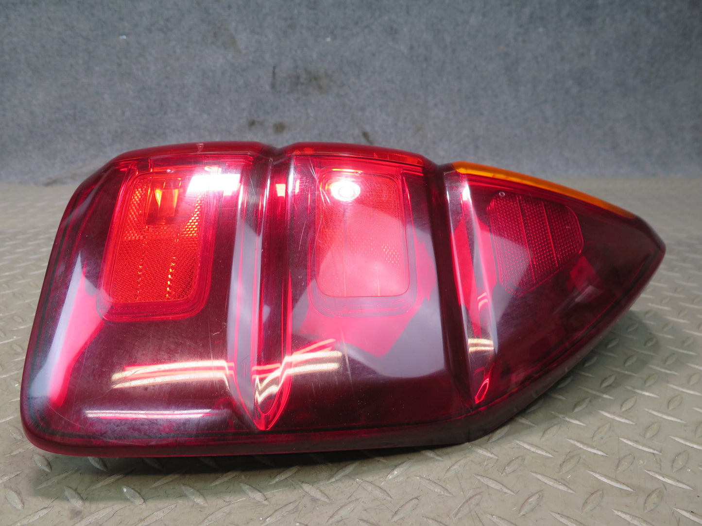 2003-2007 Lexus UZJ120L GX470 Rear Left & Right Tail Light Lamp Set of 2