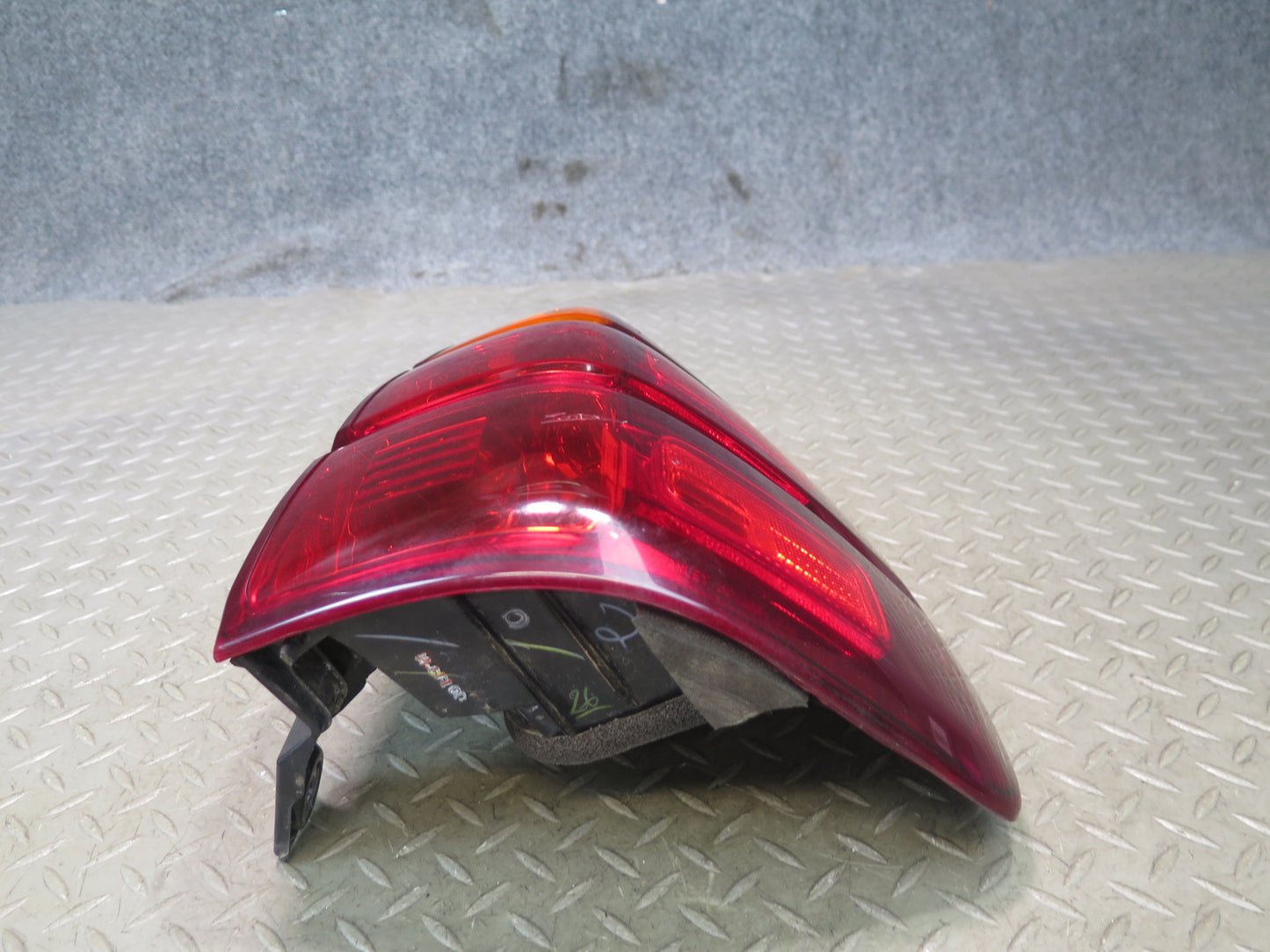 2003-2007 Lexus UZJ120L GX470 Rear Left & Right Tail Light Lamp Set of 2