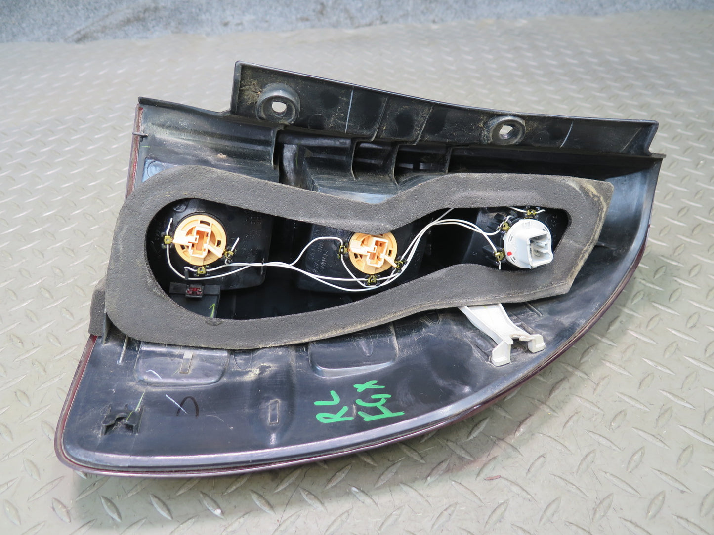 2003-2007 Lexus UZJ120L GX470 Rear Left & Right Tail Light Lamp Set of 2
