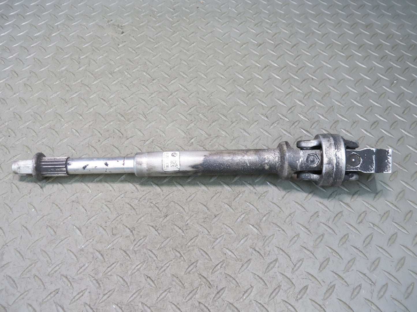 11-13 BMW F10 550iX AWD Lower Steering Shaft Joint 6778136 OEM