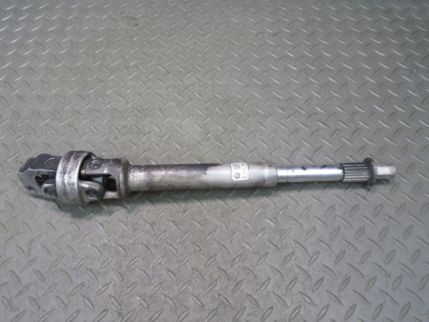 11-13 BMW F10 550iX AWD Lower Steering Shaft Joint 6778136 OEM
