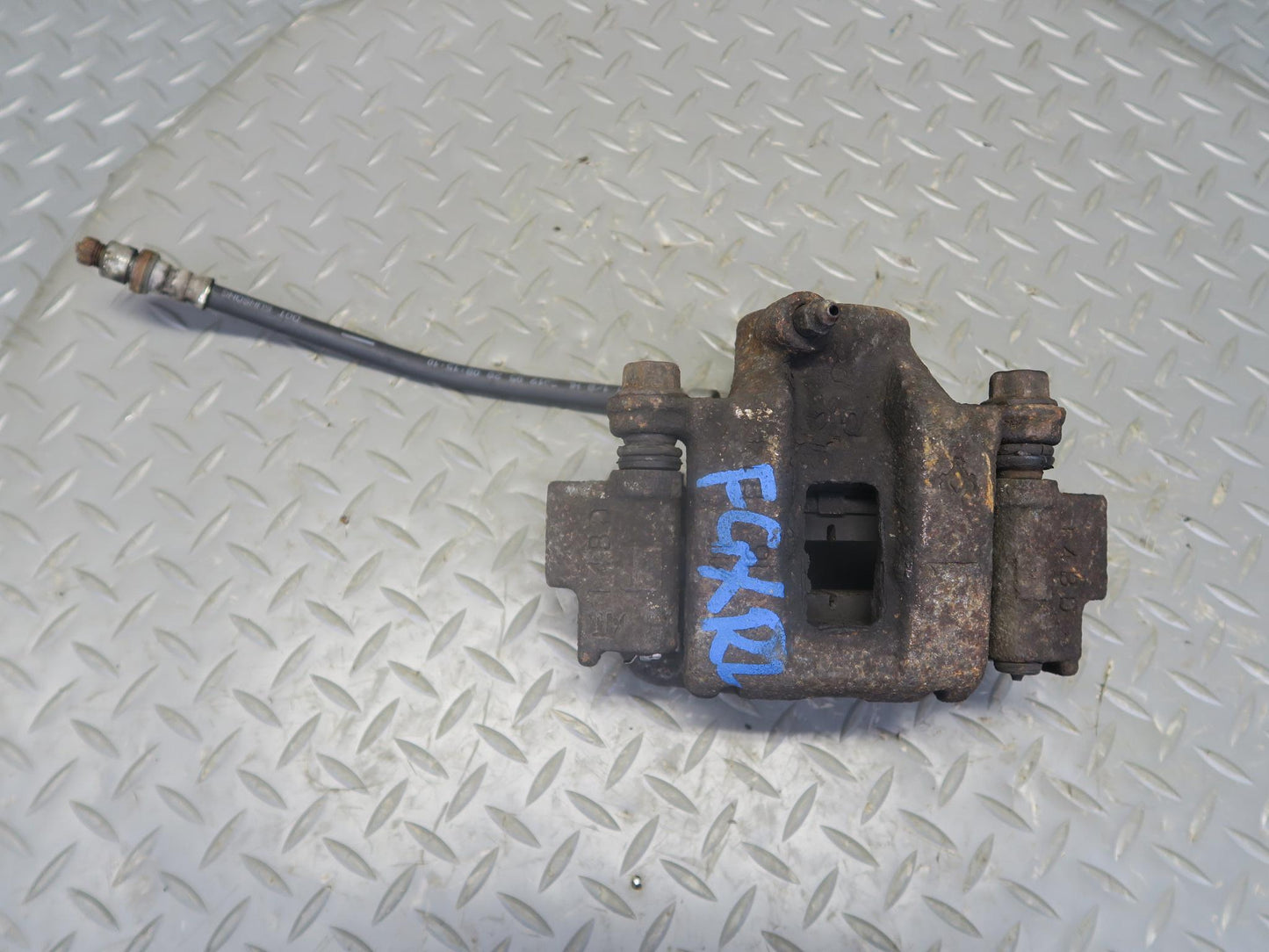 2003-2009 Lexus UZJ120L GX470 AWD Rear Left & Right Brake Caliper Set of 2