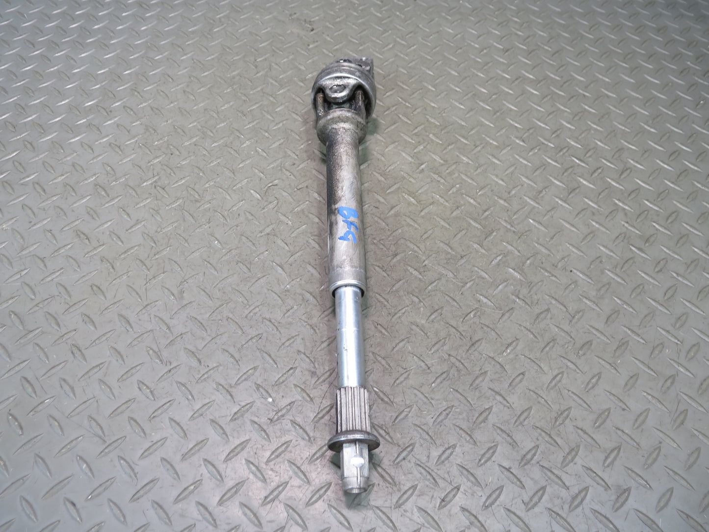 11-13 BMW F10 550iX AWD Lower Steering Shaft Joint 6778136 OEM