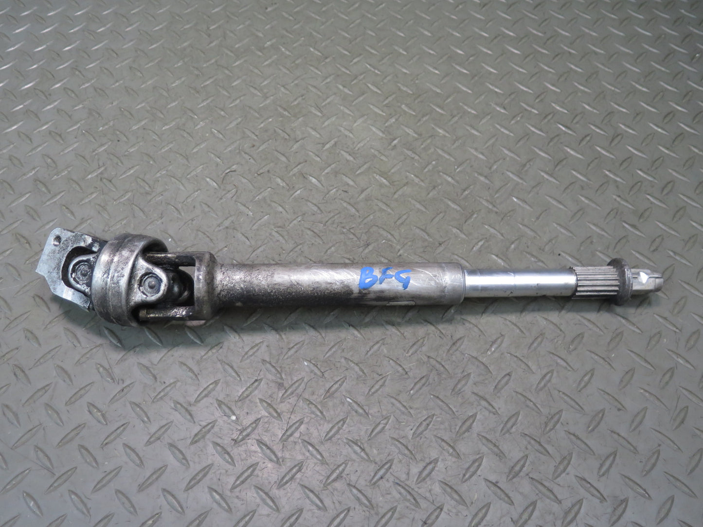 11-13 BMW F10 550iX AWD Lower Steering Shaft Joint 6778136 OEM