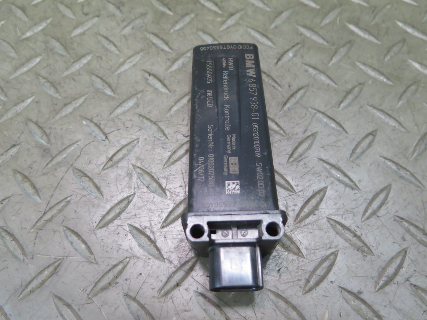 11-16 BMW F10 550iX TPMS RDC Tire Pressure Monitor Sensor 6857938 OEM