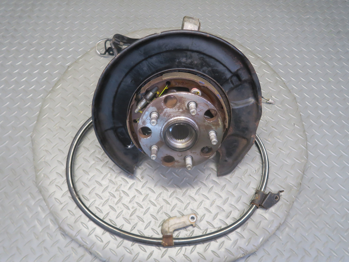 15-23 Lexus GSC16L RC350 RC300 Rear Left Spindle Knuckle Wheel Hub w Cable OEM