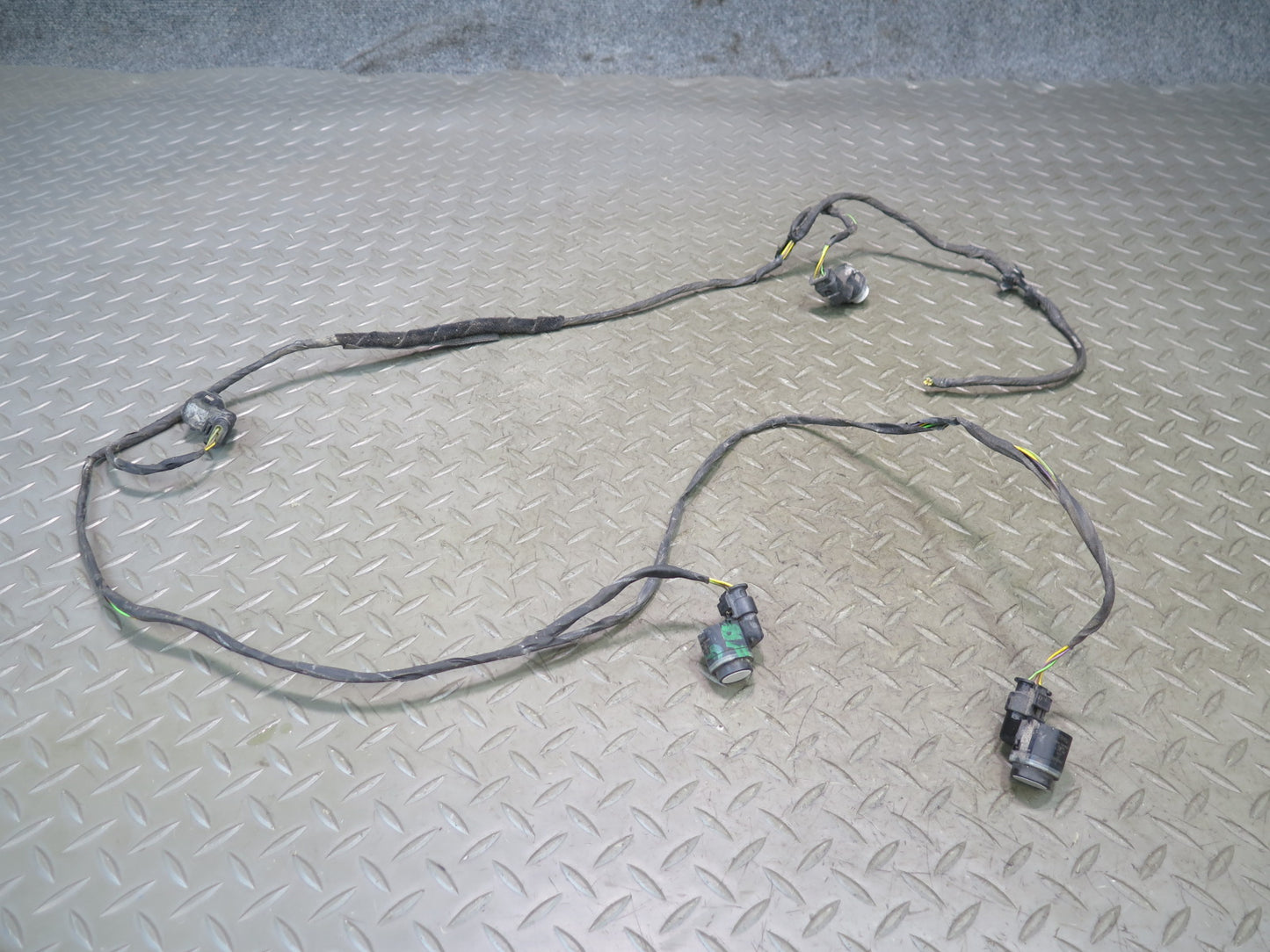 11-13 BMW F10 550iX Rear Bumper PDC Parking Distance Wiring w Sensors OEM