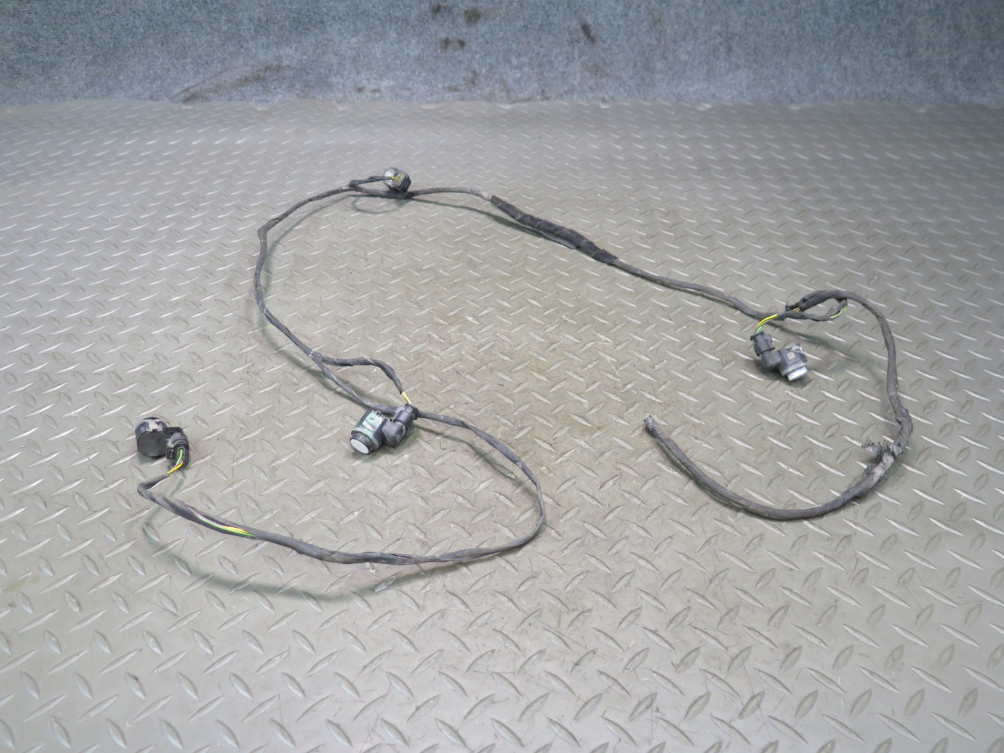 11-13 BMW F10 550iX Rear Bumper PDC Parking Distance Wiring w Sensors OEM